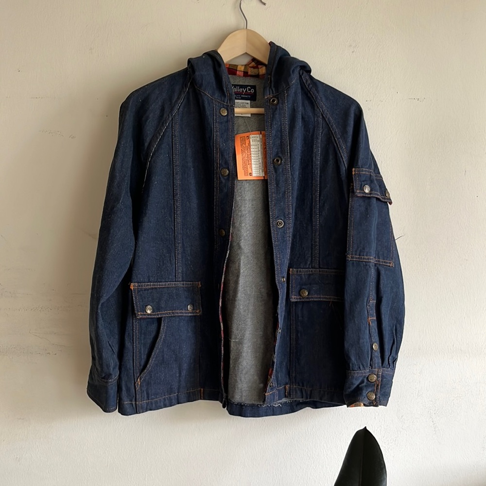Vintage denim jacket with flannel lining